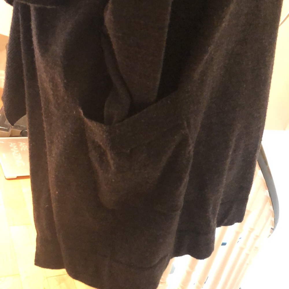 Cardigan - Picture 4 of 9